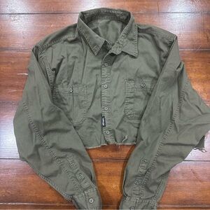 Cropped Army Green Utility Jacket Button Front Raw Hem Women’s